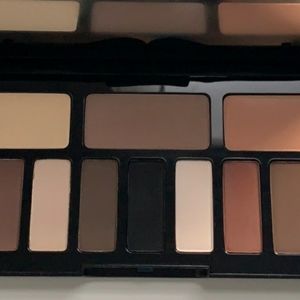 Kat Von D Makeup - Kat Von D Shade and Light Eyeshadow Palette Kat Von D Makeup - Kat Von D Shade and Light Eyeshadow Palette